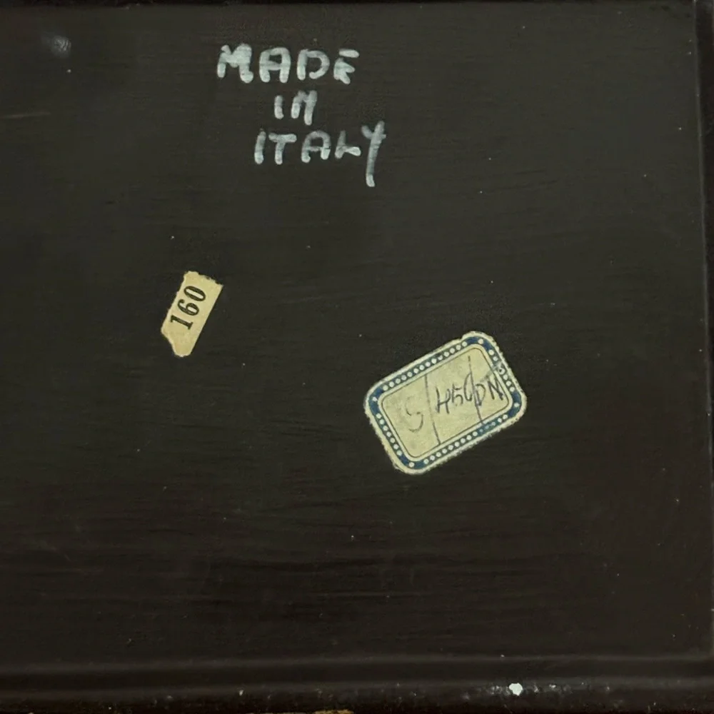 Italian Vintage Ceramic Box. It is black with gold accents and scrolled top. - Picture 8 of 11
